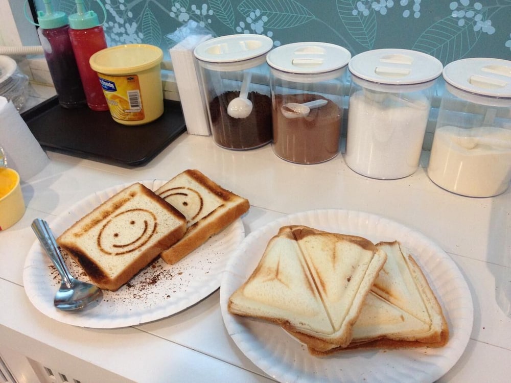 friends house resort