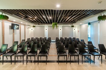 lawinta hotel pattaya