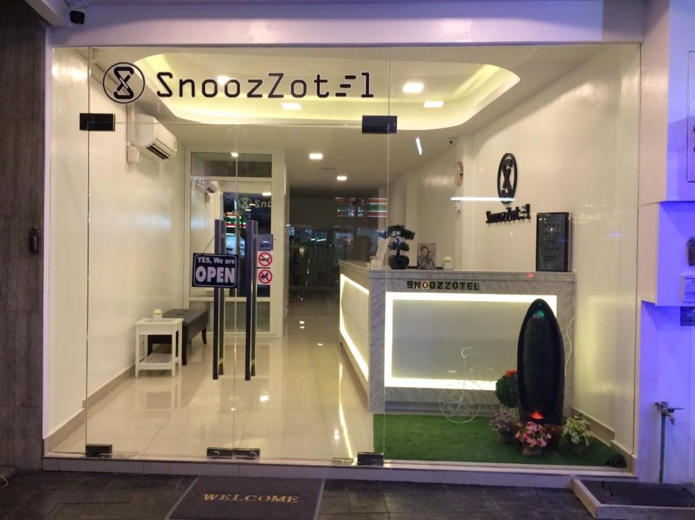 snoozzotel