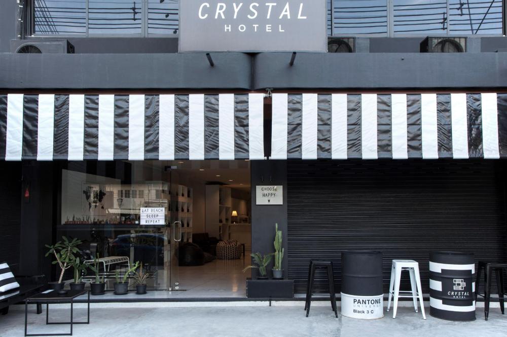 crystal hotel huahin