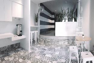 crystal hotel huahin