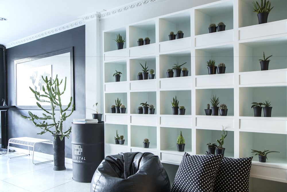 crystal hotel huahin