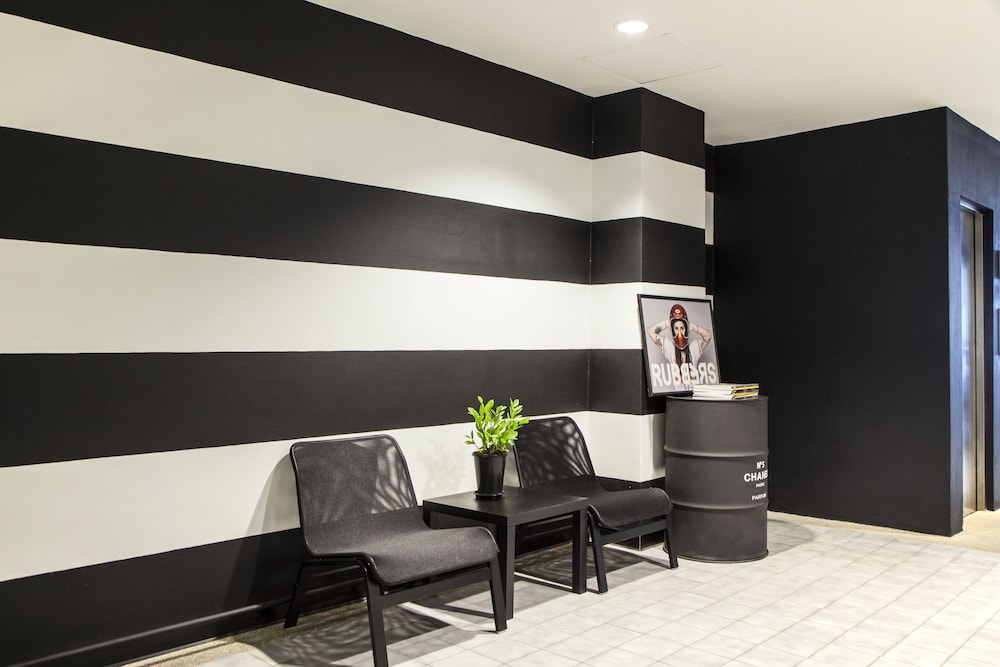 crystal hotel huahin