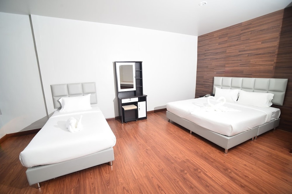 chanthaburi center hotel