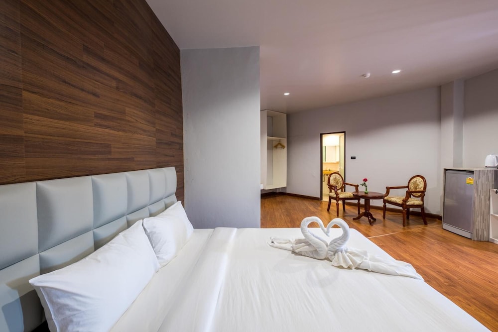 chanthaburi center hotel