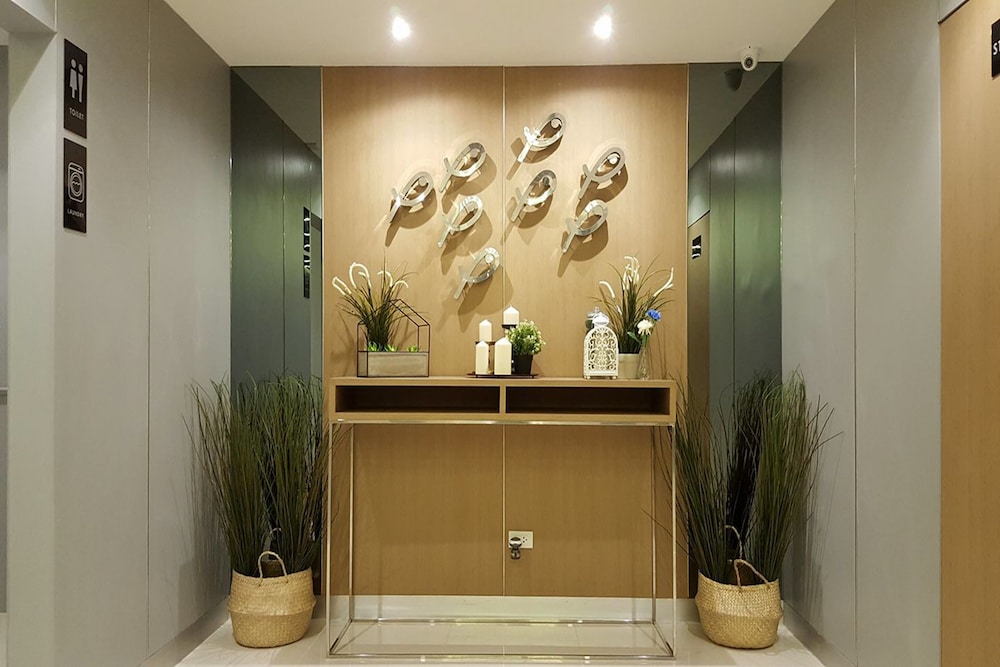 ploen place residence