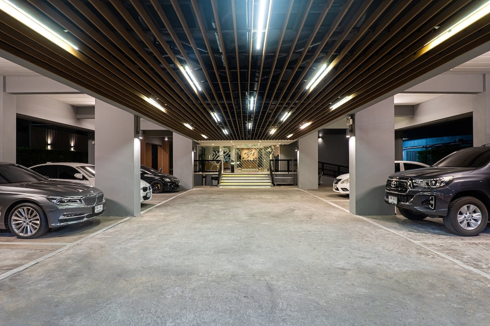 ploen place residence