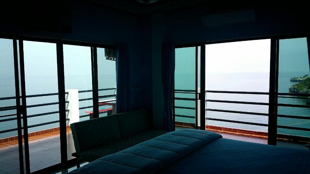 ocean view resort koh sichang