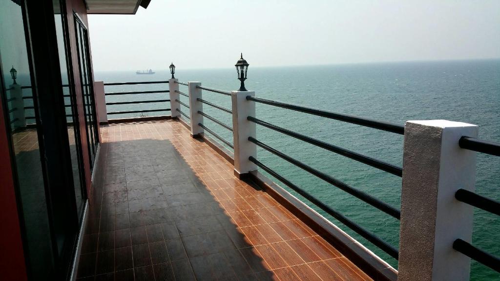 ocean view resort koh sichang