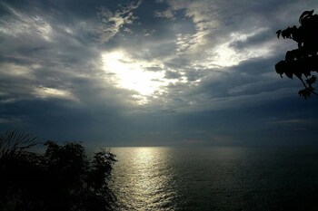 ocean view resort koh sichang