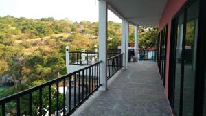 ocean view resort koh sichang