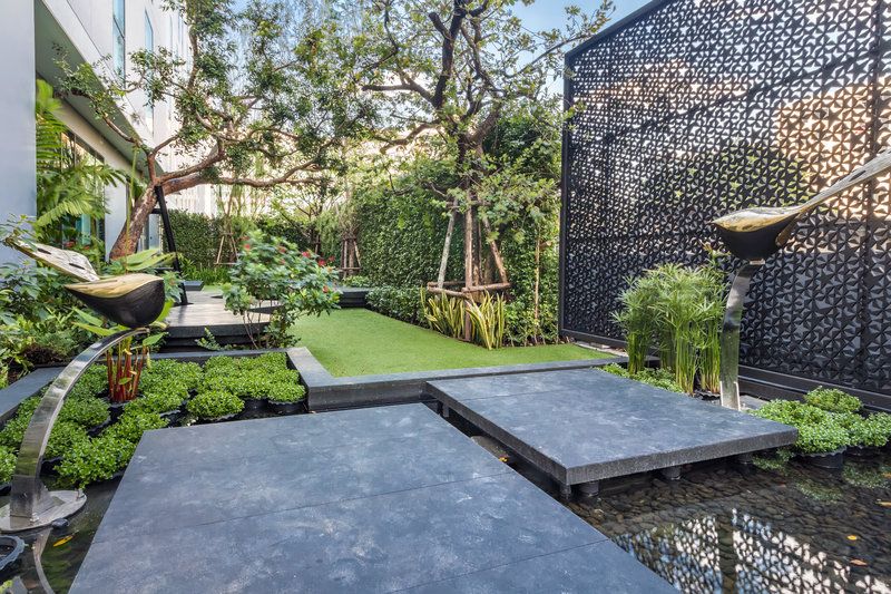 holiday inn express bangkok soi soonvijai by ihg