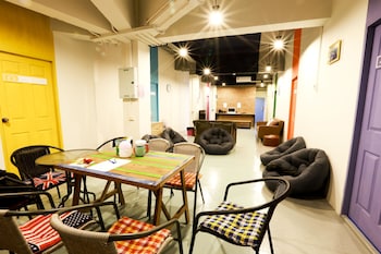 zee thai hostel