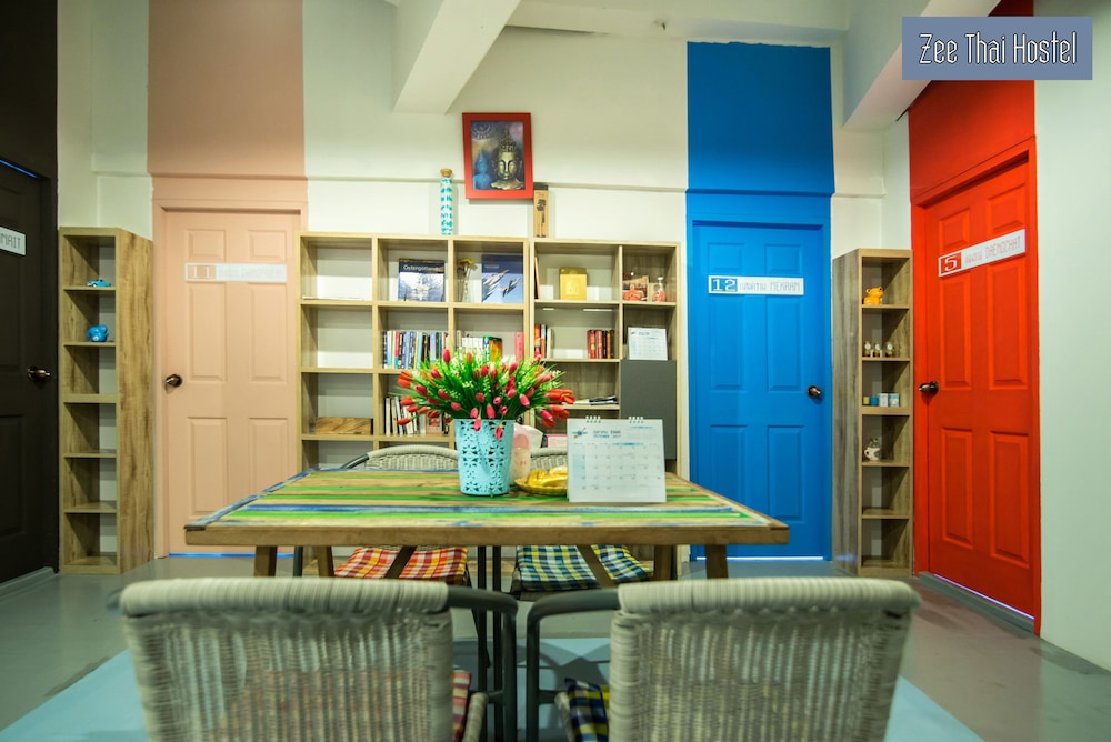 zee thai hostel