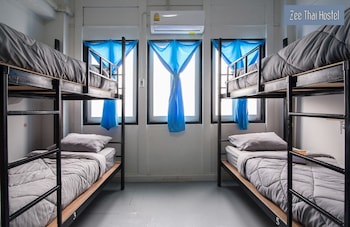 zee thai hostel