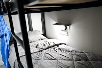 zee thai hostel