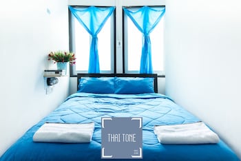 zee thai hostel