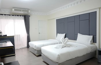 romance hotel sukhumvit 97