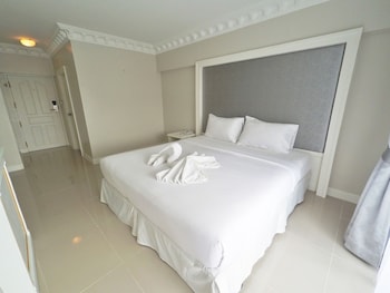 romance hotel sukhumvit 97