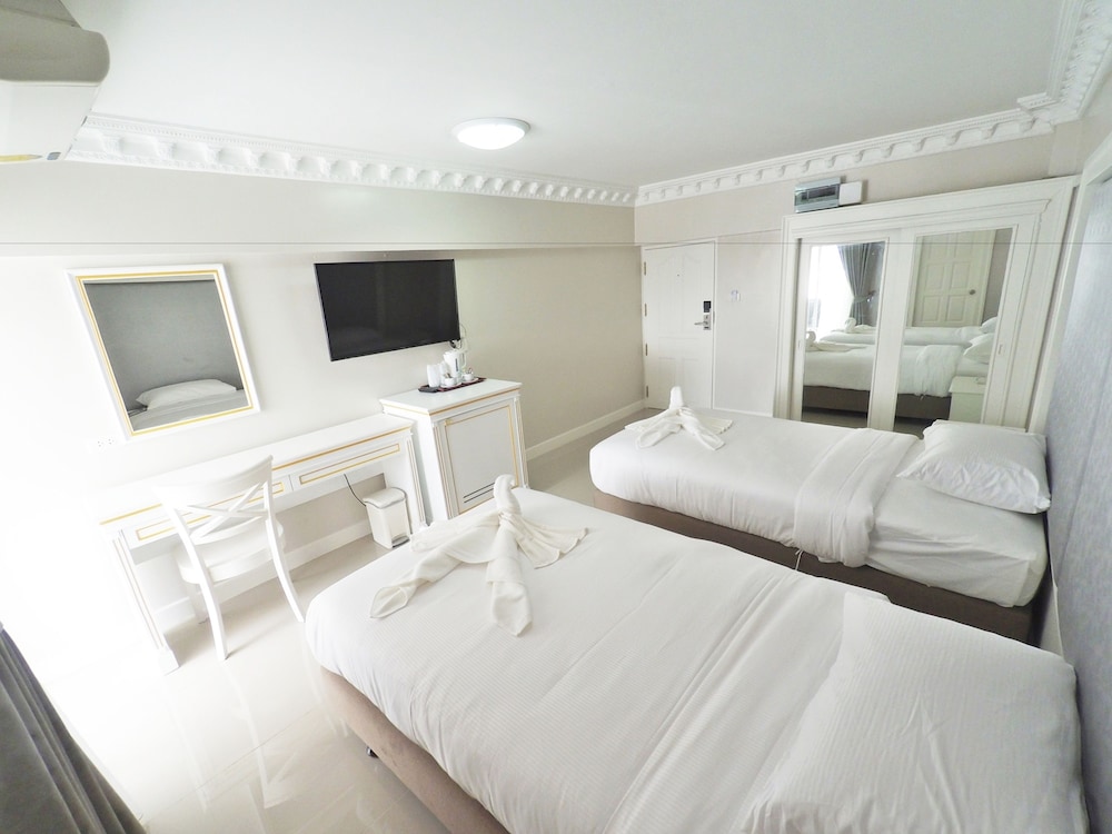 romance hotel sukhumvit 97