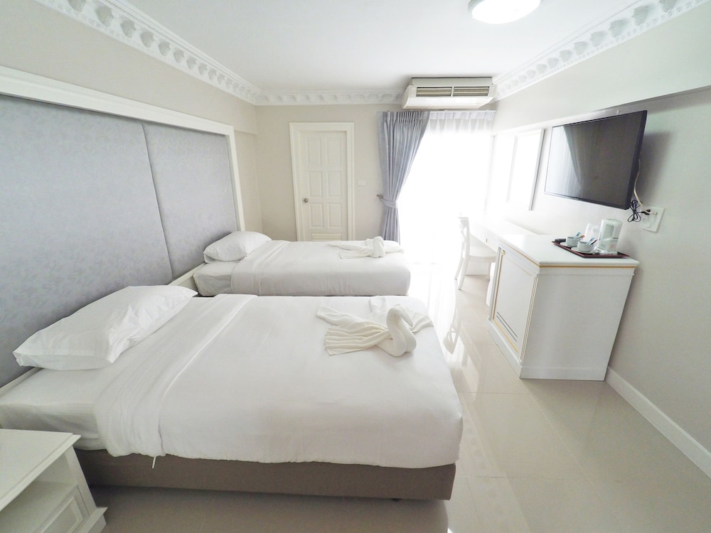 romance hotel sukhumvit 97