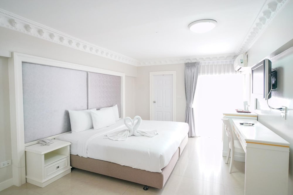 romance hotel sukhumvit 97