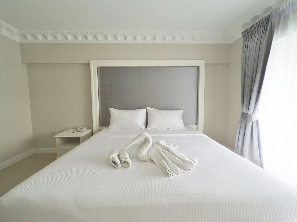 romance hotel sukhumvit 97