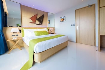 deep blue z10 pattaya