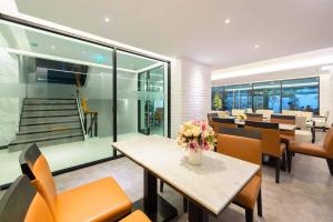 deep blue z10 pattaya