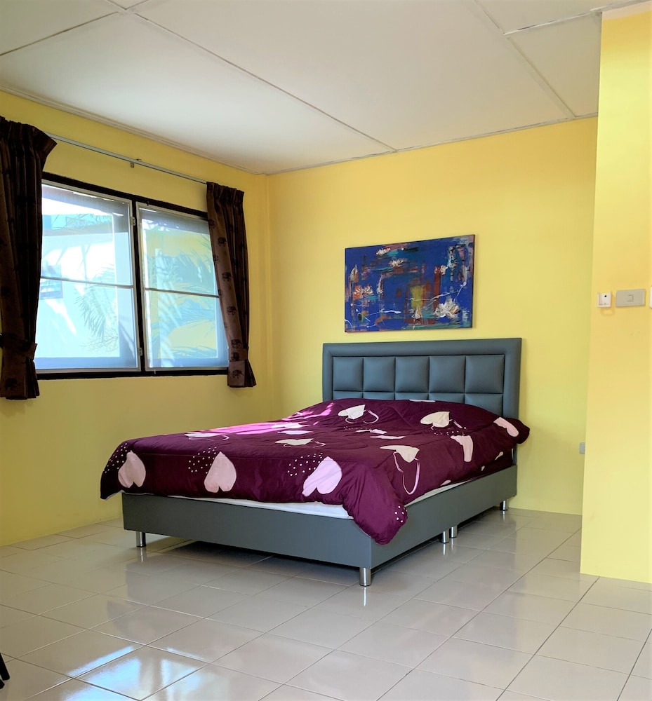 golf sea city guest house