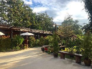 Jj @ Chiangkhan,Near Wat Mahathat Chiang Khan Square,2 star