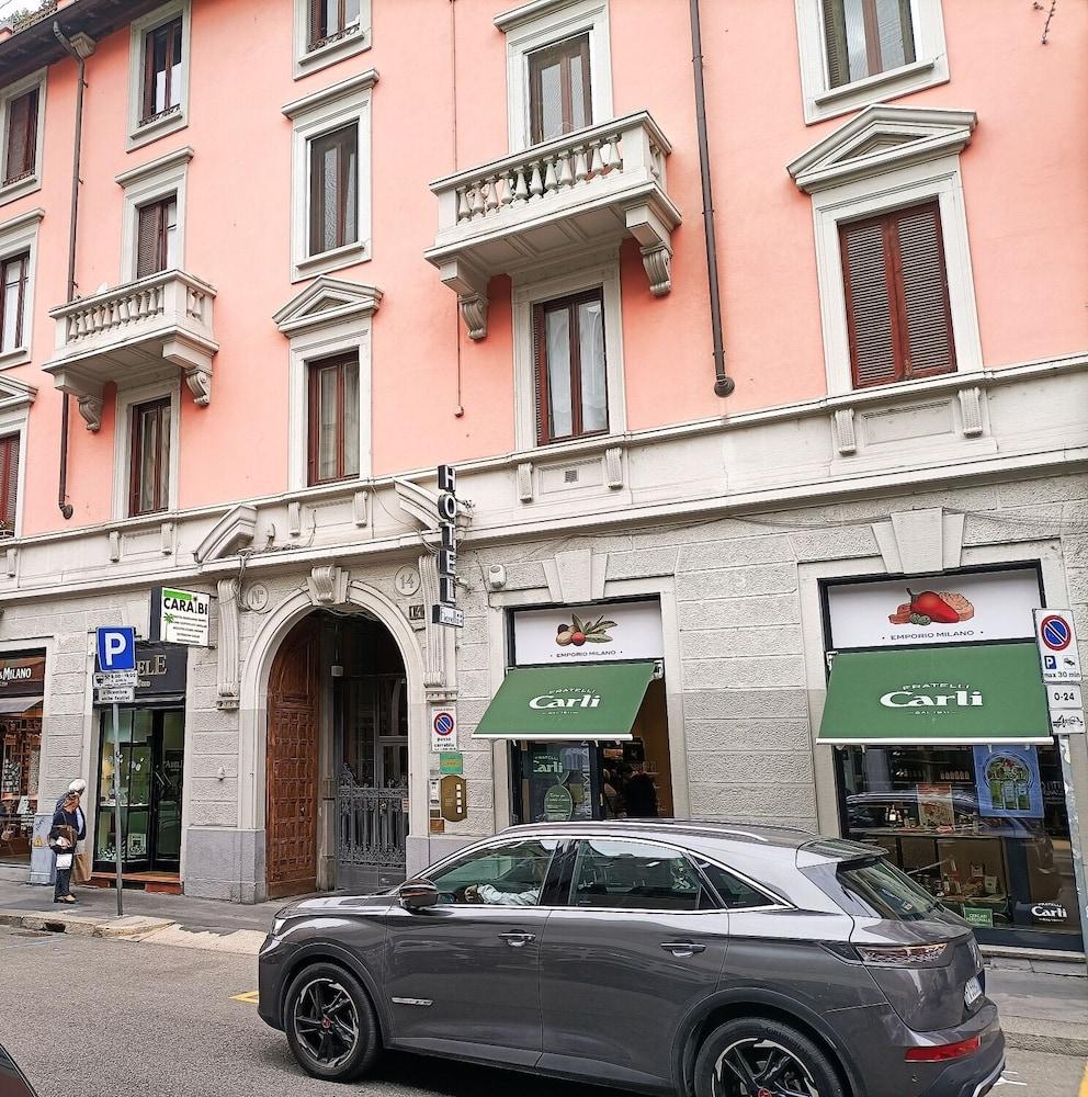 hotel fiorella milano
