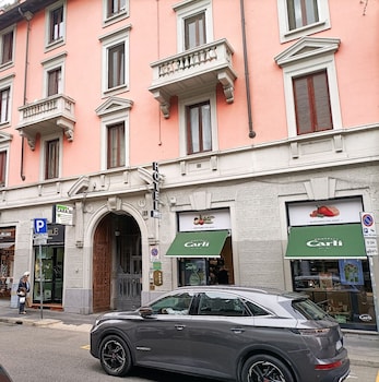 hotel fiorella milano