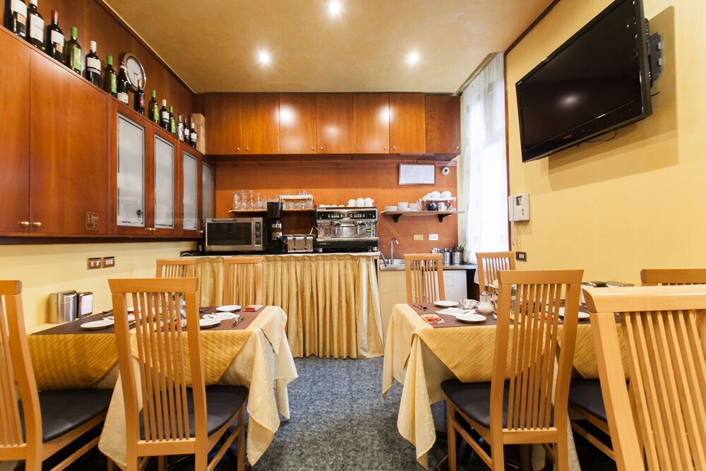 hotel fiorella milano