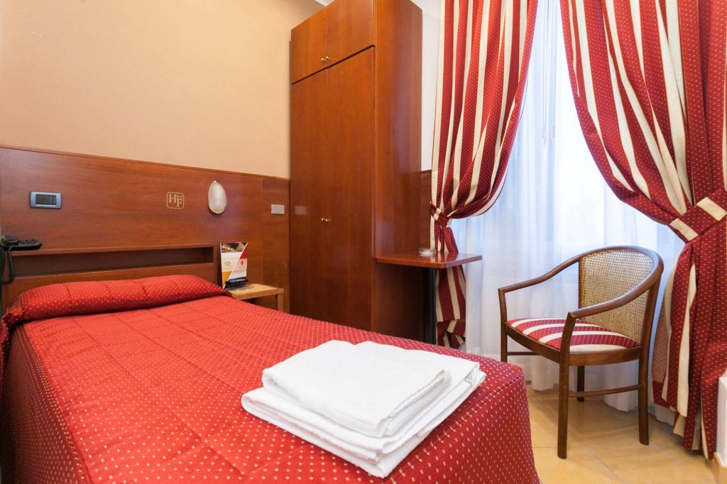 hotel fiorella milano