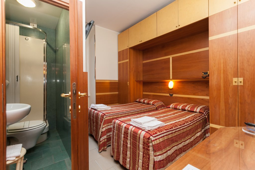 Hotel Fiorella Milano,Fiera Milano City>>Fiera,3 star