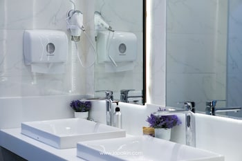 the printing house poshtel hostel