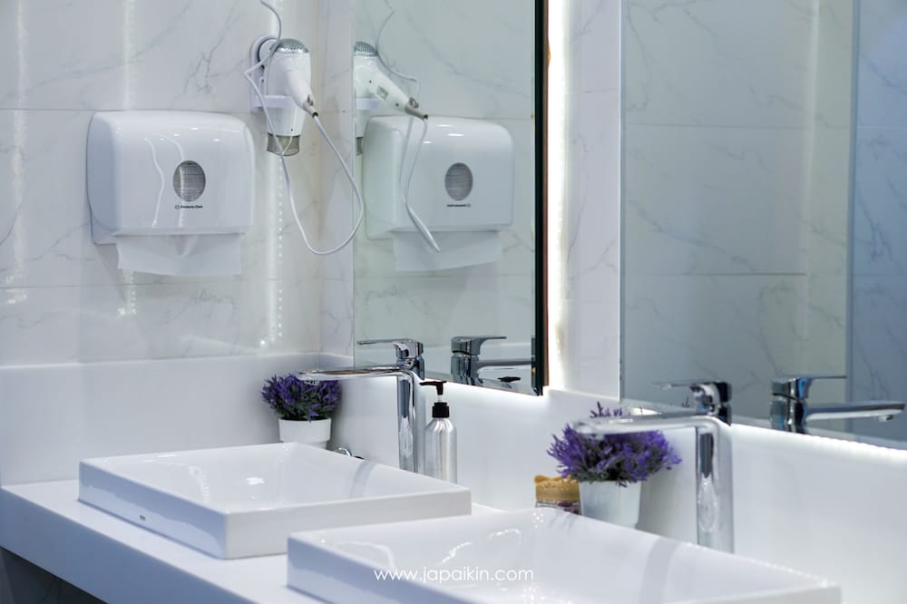 the printing house poshtel hostel