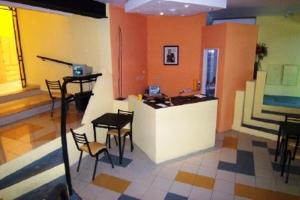 mitre suites hotel