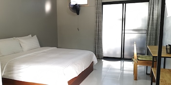 siri guesthouse at suratthani