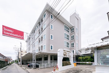 ruan plaisoi apartment