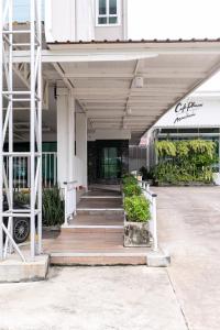 ruan plaisoi apartment