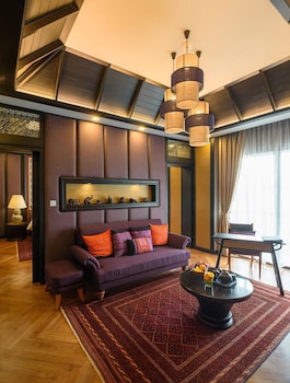 chala number 6 hotel