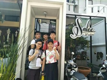 salee hostel