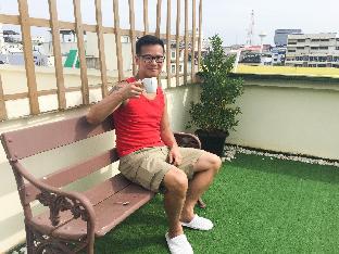 hua hin night market hostel