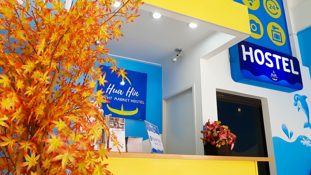 hua hin night market hostel