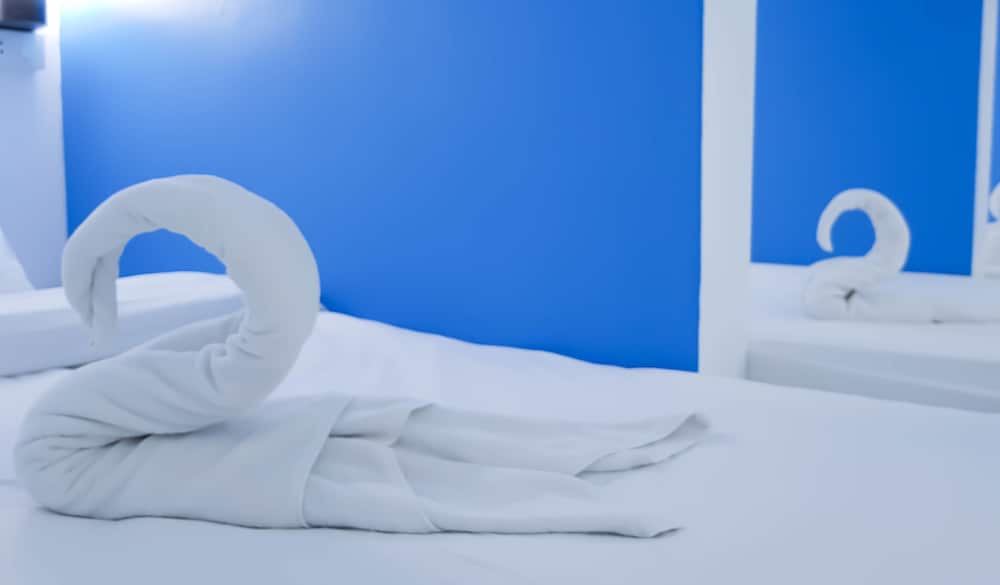 hua hin night market hostel