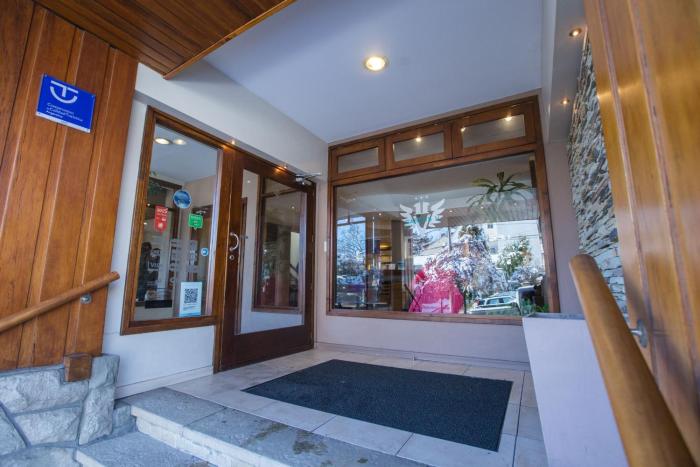 hotel carlos v patagonia