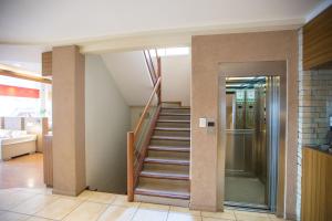 hotel carlos v patagonia