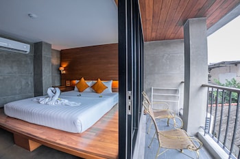 j4 hotel samui